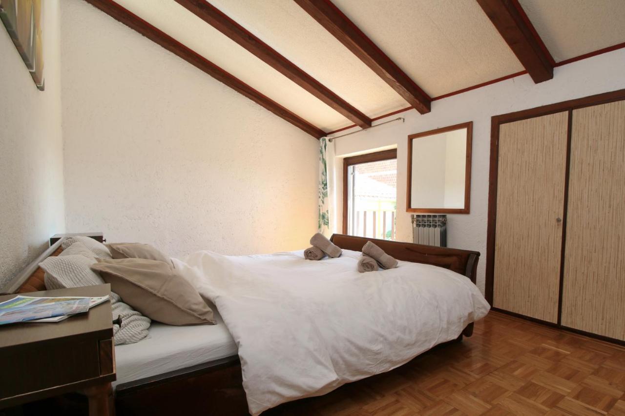 Apartment Nana Rovinj Exterior photo