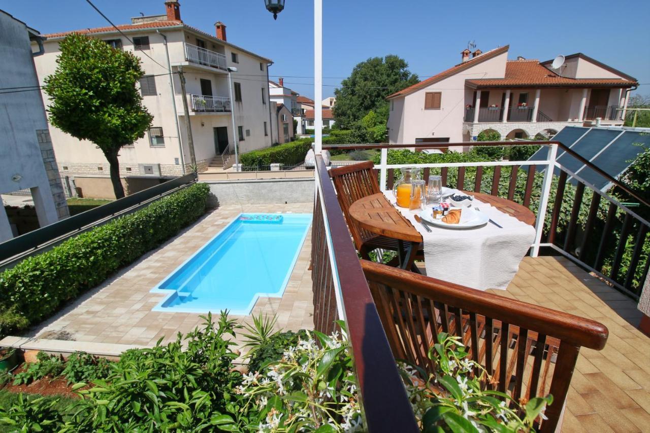Apartment Nana Rovinj Exterior photo