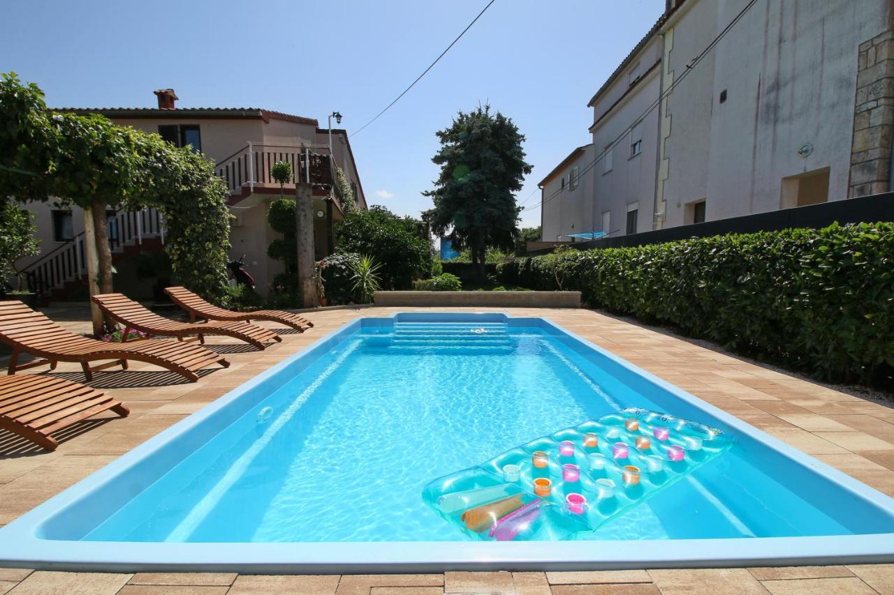 Apartment Nana Rovinj Exterior photo