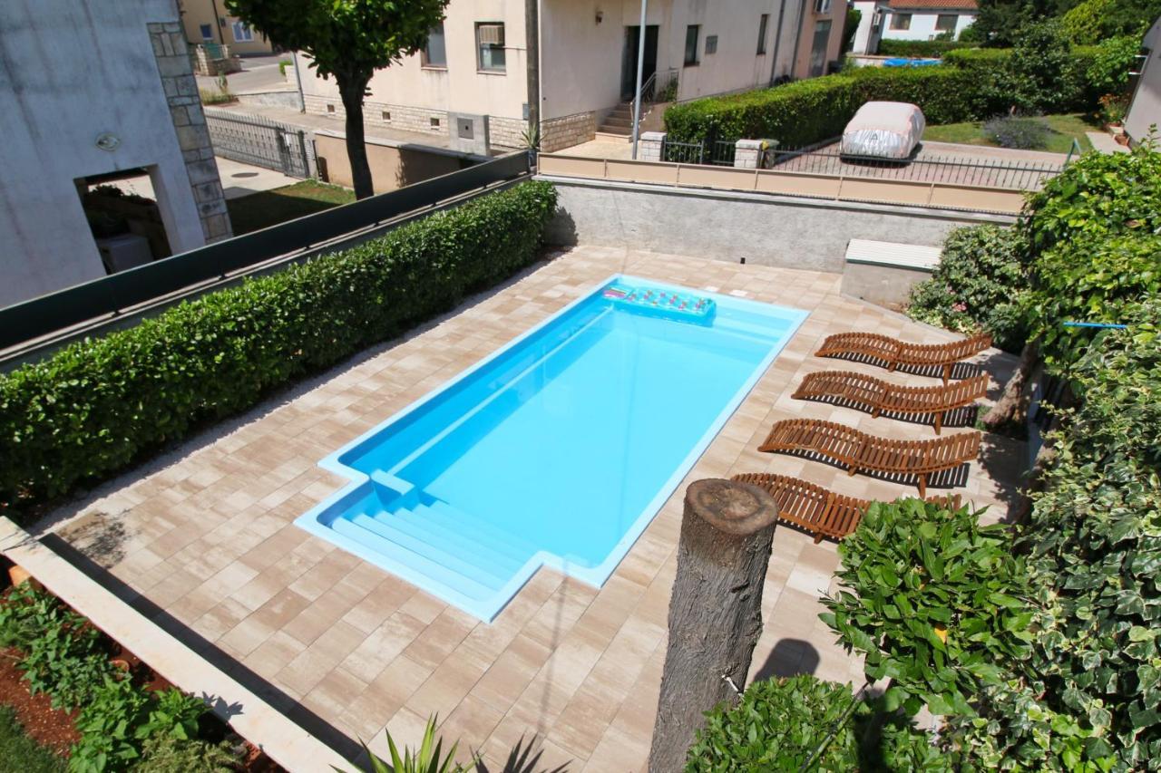 Apartment Nana Rovinj Exterior photo