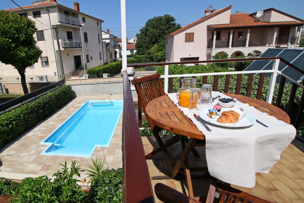 Apartment Nana Rovinj Exterior photo